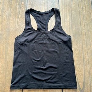 Lululemon Swiftly Tech Racerback Tank Top Race Length 🍋